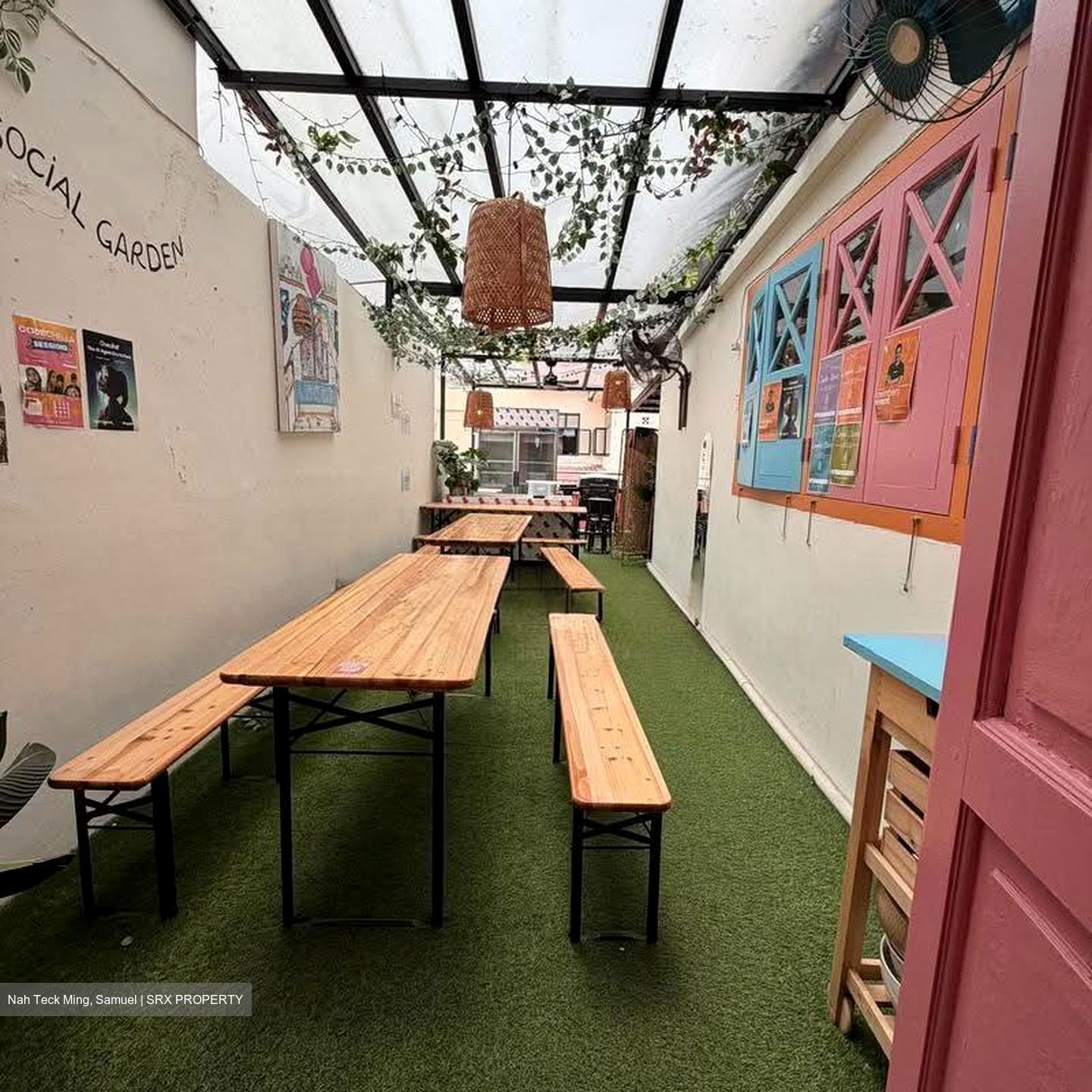 Bedok North Road (D16), Retail #612641411